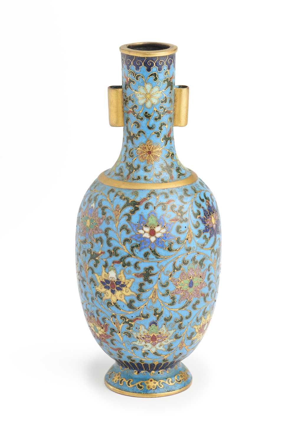 Lot 94 - A CLOISONNE ENAMEL ARROW VASE