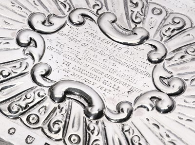 Lot 2 - A PRESENTATION SILVER BOX FROM THE ROYAL COMPANY OF ARCHERS TO THE WOODMEN OF ARDEN