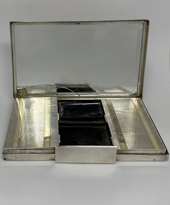 Lot 275 - A FRENCH SILVER MINAUDIERE IMPORTED BY ASPREY CO. LTD. OF LONDON, CIRCA 1935
