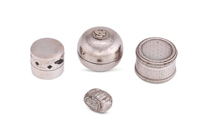 Lot 53 - A GROUP OF FOUR SMALL SILVER BOXES