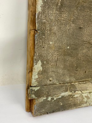 Lot 40 - AN ICON OF THE CRUCIFIXION, RUSSIAN, 18TH CENTURY