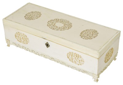 Lot 256 - ~A CHINESE IVORY BOX