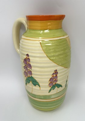 Lot 26 - A CLARICE CLIFF 'GREEK' SHAPE JUG, EARLY 1930s