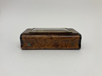 Lot 290 - A FRENCH BURR WOOD MUSICAL SNUFF BOX, PARIS, CIRCA 1830