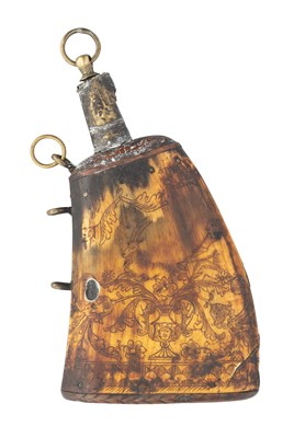 Lot 353 - AN ENGRAVED COW HORN FLASK, 18TH CENTURY