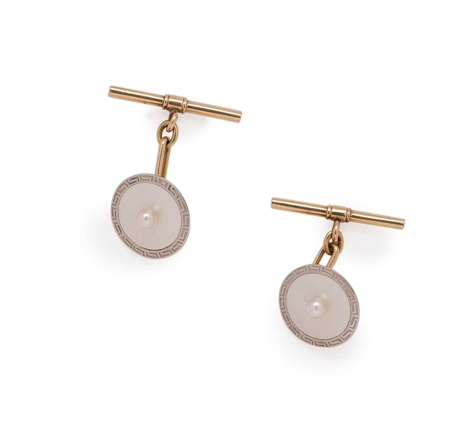 Lot 563 - PAIR OF MOTHER-OF-PEARL CUFFLINKS, 1920s