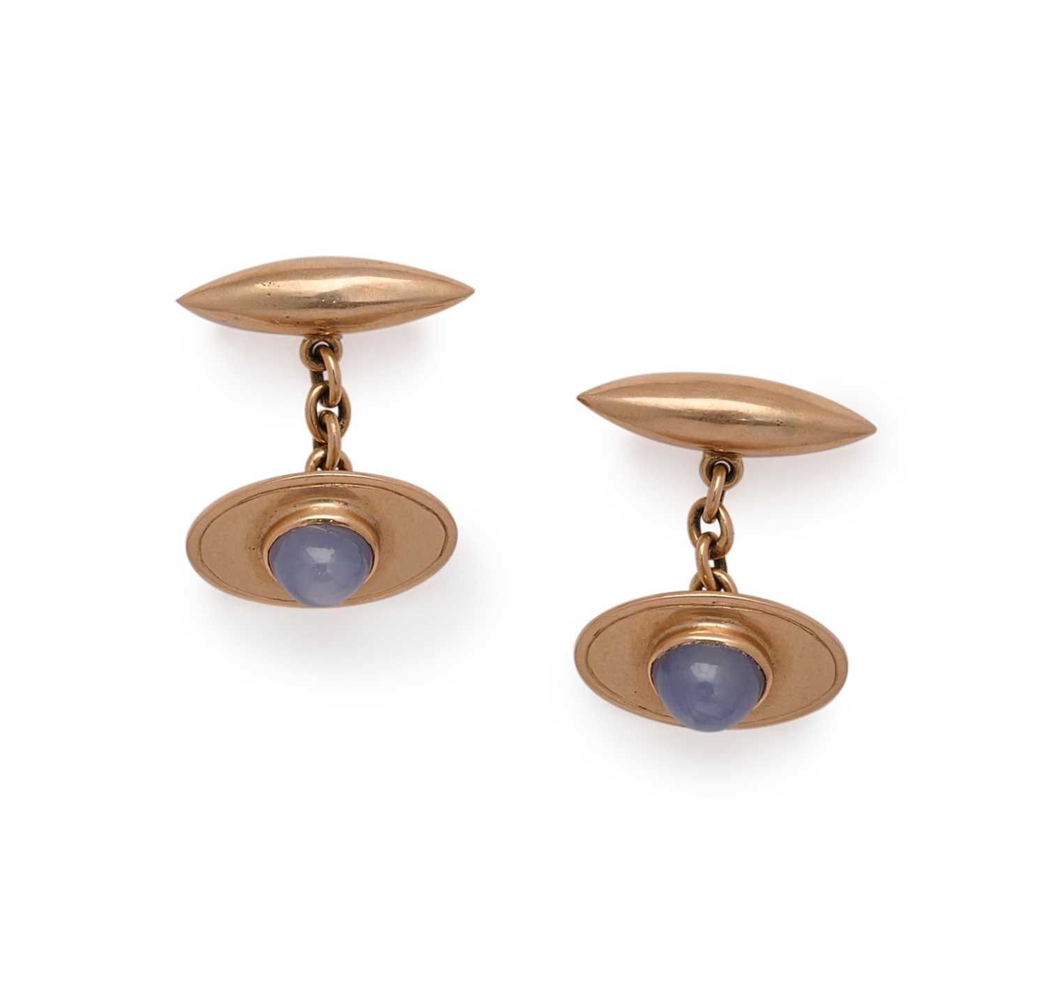 Lot 553 - PAIR OF STAR SAPPHIRE CUFFLINKS, 1900s