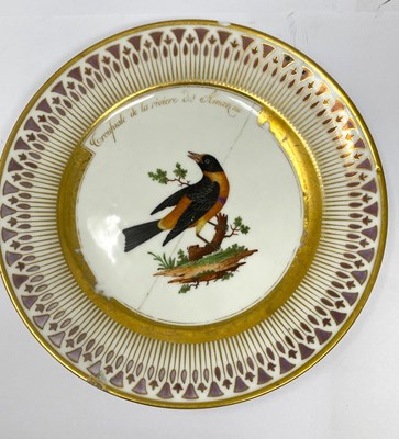 Lot 18 - A PARIS PORCELAIN (PIERRE-LOUIS DAGOTY) ORNITHOLOGICAL PART DESSERT SERVICE, CIRCA 1810