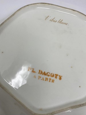 Lot 18 - A PARIS PORCELAIN (PIERRE-LOUIS DAGOTY) ORNITHOLOGICAL PART DESSERT SERVICE, CIRCA 1810