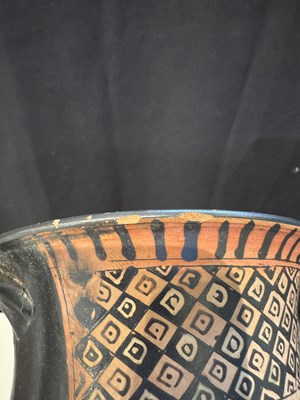 Lot 64 - AN ATTIC SAINT VALENTIN CLASS RED-FIGURE KANTHAROS, CIRCA 450 B.C.