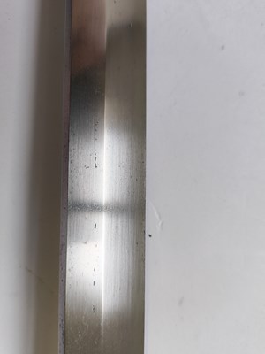 Lot 3 - A JAPANESE SWORD (KATANA), SIGNED IZUMI (NO) KAMI FUJIWARA KUNISADA SAKU, 1620-1640