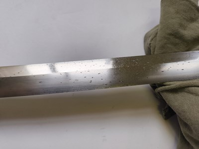 Lot 3 - A JAPANESE SWORD (KATANA), SIGNED IZUMI (NO) KAMI FUJIWARA KUNISADA SAKU, 1620-1640