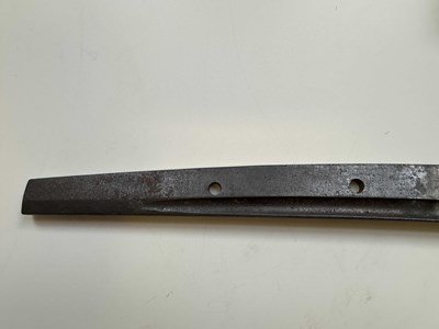 Lot 2 - A JAPANESE SWORD (TACHI), UNSIGNED, KOTO PERIOD