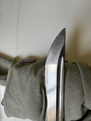 Lot 2 - A JAPANESE SWORD (TACHI), UNSIGNED, KOTO PERIOD