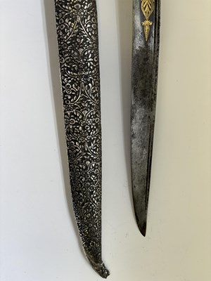 Lot 18 - A TURKISH YATAGHAN, EARLY 19TH CENTURY