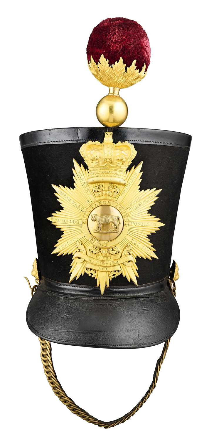 Lot 237 - AN OFFICER’S ALBERT SHAKO OF THE INDIAN ARMY, CIRCA 1840-55