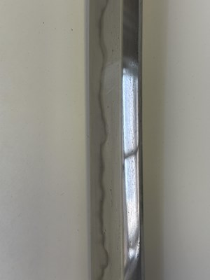 Lot 1 - A JAPANESE SWORD, SIGNED FUJIWARA NO HIROTAKA, EARLY EDO PERIOD