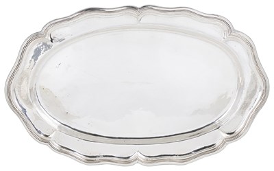 Lot 332 - A SPANISH SILVER MEAT DISH