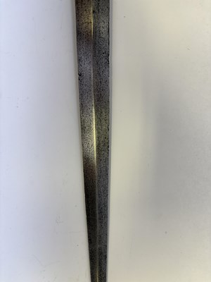 Lot 130 - A MEDIEVAL SWORD, EARLY 15TH CENTURY, PROBABLY ITALIAN