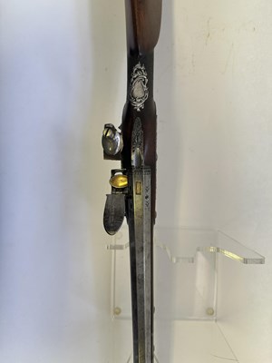 Lot 271 - A 16-BORE FLINTLOCK SILVER-MOUNTED SPORTING GUN BY GRIFFIN & TOW, LONDON