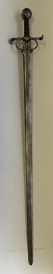 Lot 24 - A SOUTH EUROPEAN BROADSWORD, CIRCA 1500-20, POSSIBLY SPANISH