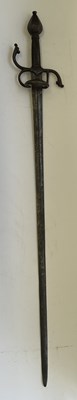Lot 27 - A NORTH ITALIAN BROADSWORD, LATE 16TH/EARLY 17TH CENTURY, POSSIBLY VENETIAN