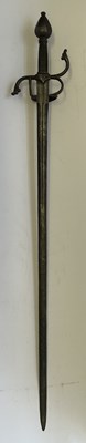 Lot 27 - A NORTH ITALIAN BROADSWORD, LATE 16TH/EARLY 17TH CENTURY, POSSIBLY VENETIAN