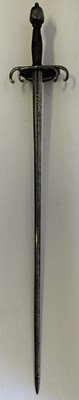Lot 65 - AN ITALIAN SWORD WITH ‘CRAB-CLAW’ HILT, EARLY 17TH CENTURY, POSSIBLY VENETIAN