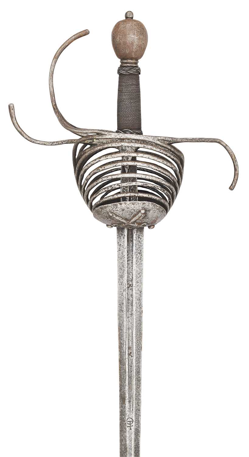 Lot 44 - AN ITALIAN MULTI-RING RAPIER, CIRCA 1630-40, ALMOST CERTAINLY FOR THE PAPAL GUARD