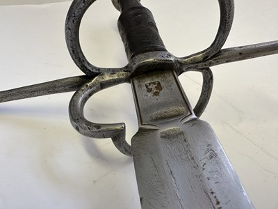Lot 25 - A HAND-AND-A-HALF SWORD, CIRCA 1600-20, PROBABLY AUSTRIAN