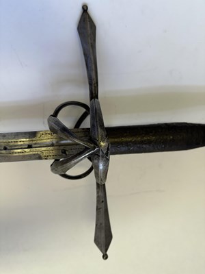 Lot 26 - A GERMAN HAND-AND-A HALF SWORD, CIRCA 1600-20