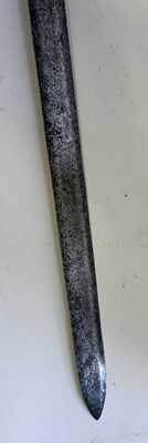 Lot 35 - A NORTH EUROPEAN SWORD RAPIER, LAST QUARTER OF THE 16TH CENTURY, POSSIBLY ENGLISH OR GERMAN