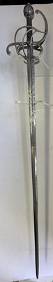 Lot 42 - A GERMAN RAPIER, CIRCA 1620
