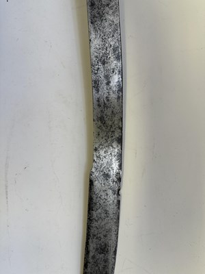 Lot 32 - A GERMAN MILITARY SWORD, LATE 16TH CENTURY