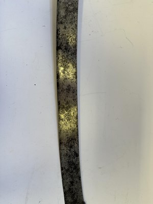 Lot 32 - A GERMAN MILITARY SWORD, LATE 16TH CENTURY