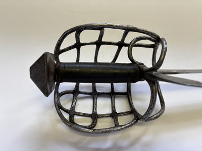 Lot 33 - A NORTH GERMAN MILITARY SWORD (TESSAK), CIRCA 1600-20