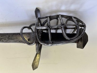 Lot 33 - A NORTH GERMAN MILITARY SWORD (TESSAK), CIRCA 1600-20