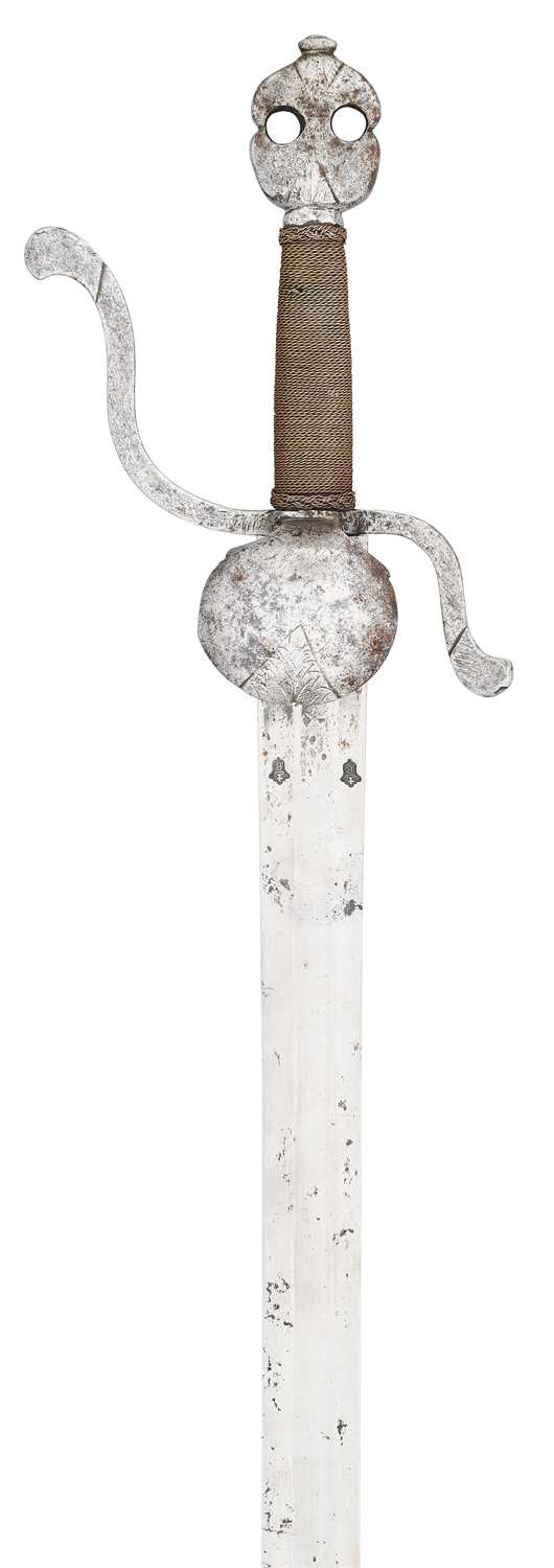 Lot 36 - AN ITALIAN INFANTRY SWORD, CIRCA 1600