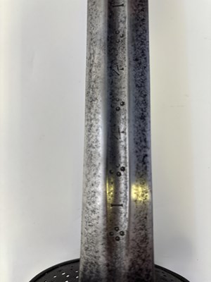 Lot 57 - A NORTH EUROPEAN CAVALRY SWORD, SECOND QUARTER OF THE 17TH CENTURY