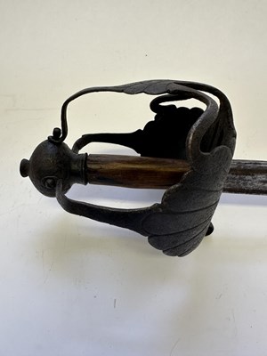 Lot 48 - AN ENGLISH PROTO MORTUARY SWORD CIRCA 1630-40