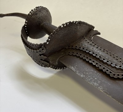 Lot 8 - A MASSIVE INDIAN PROCESSIONAL HEADMAN’S SWORD (TEGHA), 18TH/19TH CENTURY