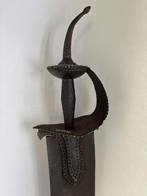Lot 8 - A MASSIVE INDIAN PROCESSIONAL HEADMAN’S SWORD (TEGHA), 18TH/19TH CENTURY
