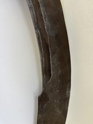 Lot 8 - A MASSIVE INDIAN PROCESSIONAL HEADMAN’S SWORD (TEGHA), 18TH/19TH CENTURY