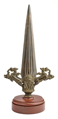 Lot 534 - A SOUTH INDIAN BRONZE PROCESSIONAL POLEARM HEAD, 19TH CENTURY