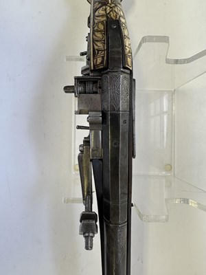 Lot 100 - A RARE SOUTH GERMAN 40 BORE WHEEL-LOCK BELT PISTOL (PUFFER), CIRCA 1580-90