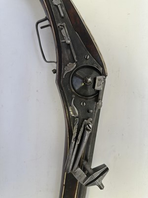 Lot 100 - A RARE SOUTH GERMAN 40 BORE WHEEL-LOCK BELT PISTOL (PUFFER), CIRCA 1580-90
