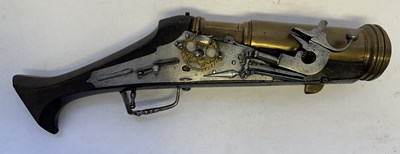 Lot 99 - A RARE GERMAN WHEEL-LOCK PYROTECHNIC PISTOL, CIRCA 1580