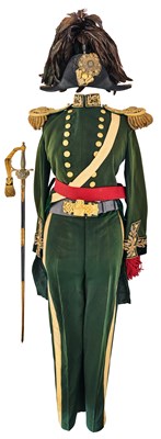Lot 766 - AN ARCHER’S FULL DRESS UNIFORM OF THE KING’S BODYGUARD FOR SCOTLAND (ROYAL COMPANY OF ARCHERS)