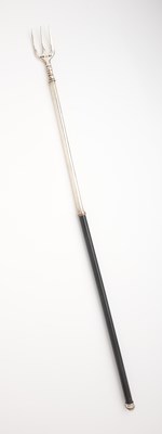 Lot 216 - A GEORGE IV SILVER TOASTING FORK, GEORGE UNITE, BIRMINGHAM, 1827