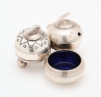 Lot 110 - A VICTORIAN NOVELTY SILVER 'CURLING' CONDIMENT SET, FENTON BROTHERS, SHEFFIELD,1882